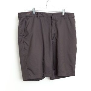 Greg Norman Men's 38 Waist Polyester Shorts - Gray